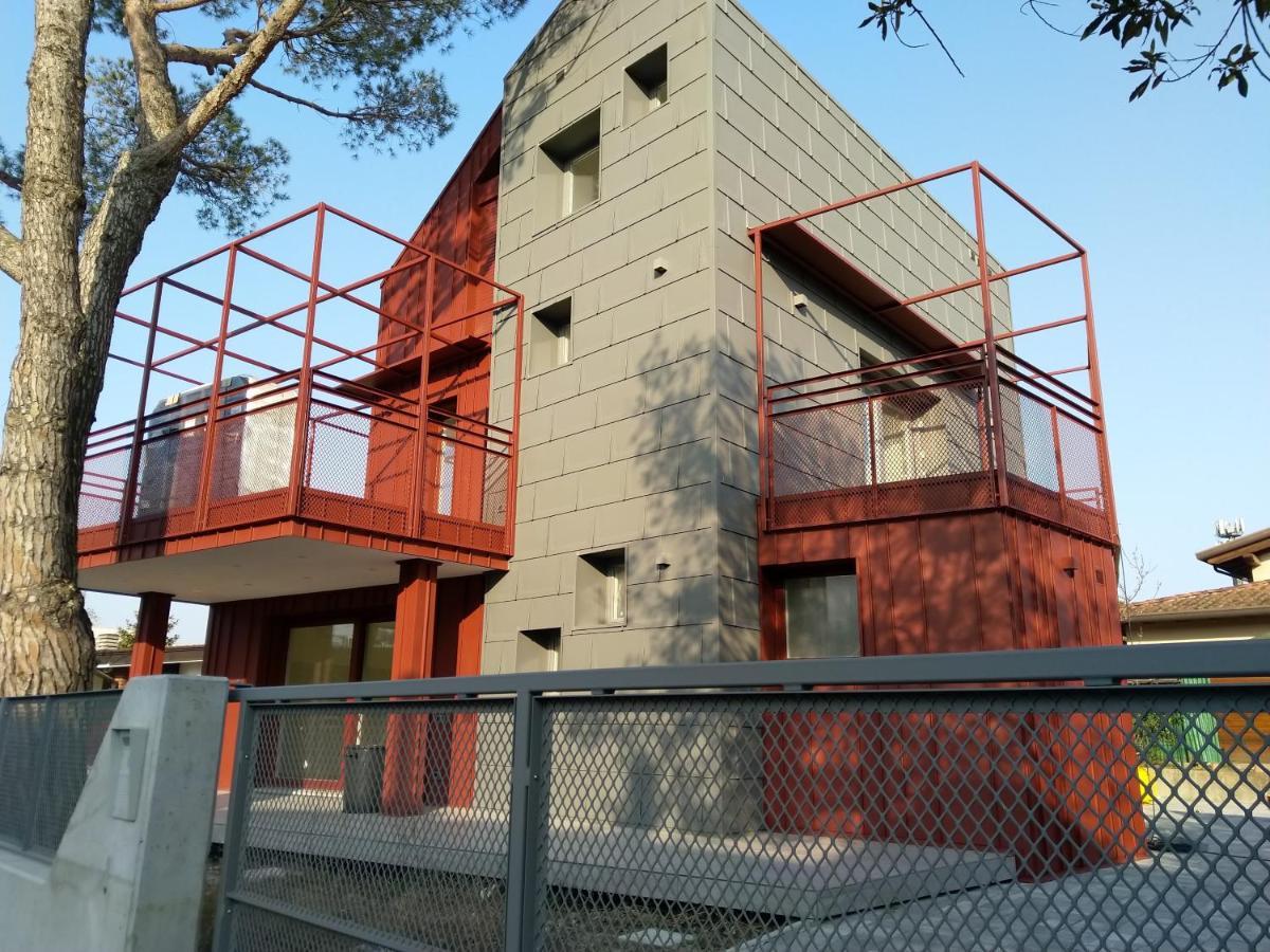 Villa Cisa con yacuzzi Lignano Sabbiadoro Exterior foto