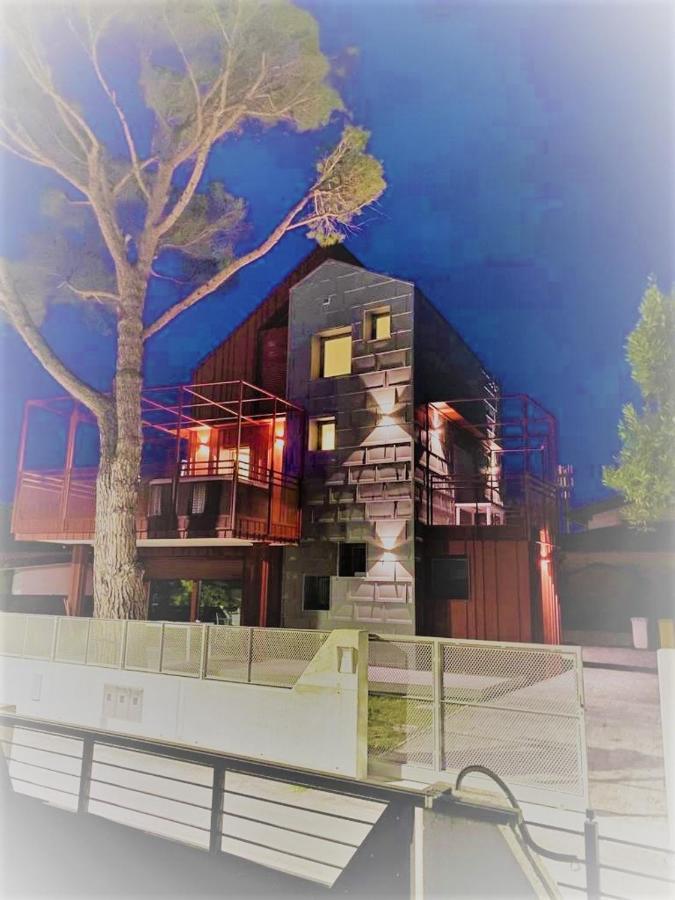 Villa Cisa con yacuzzi Lignano Sabbiadoro Exterior foto