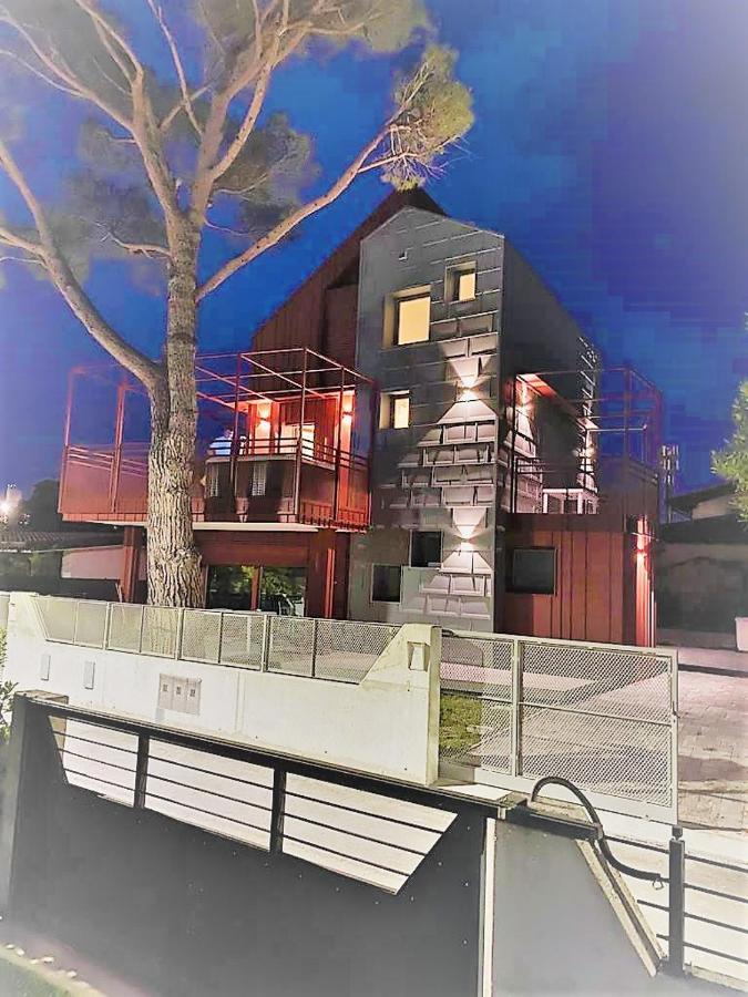 Villa Cisa con yacuzzi Lignano Sabbiadoro Exterior foto
